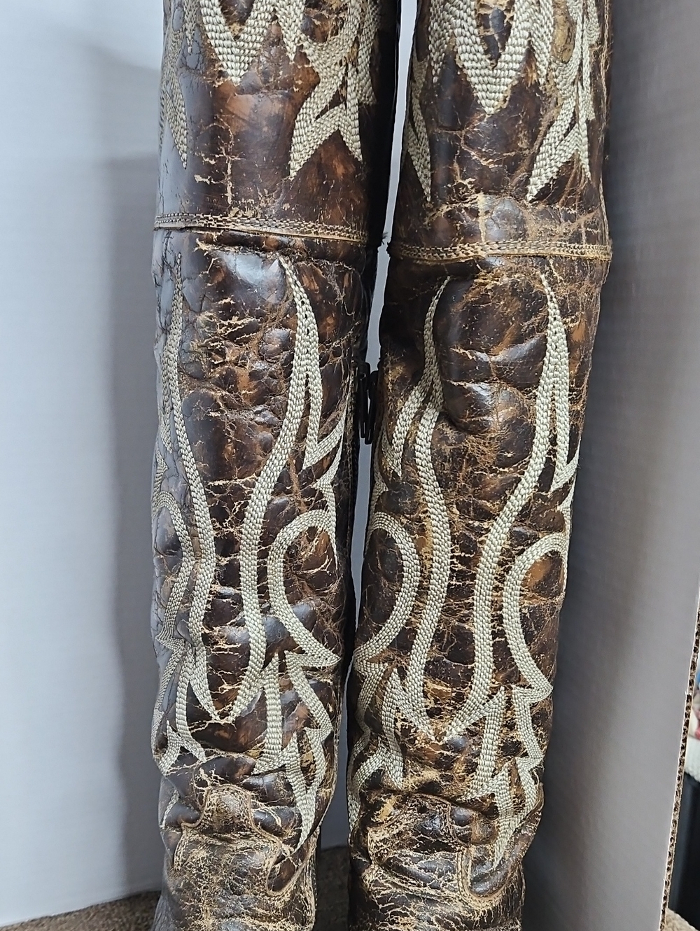 Dan Post Jilted Over The Knee Tall Distressed Leather Boots Sz 7.5 Womens - Picture 5 of 7